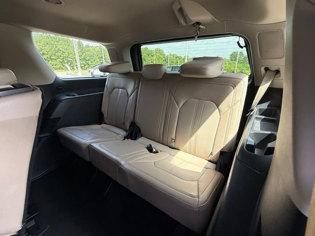 Certified 2024 Ford Expedition Limited AWD/4WD image 16