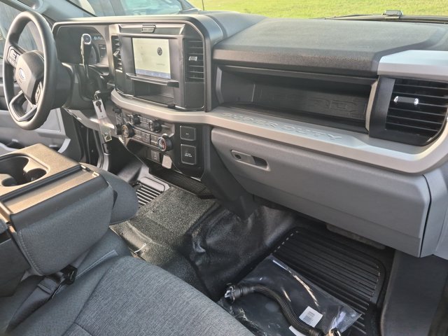 Certified 2025 Ford F350 XL w/ XL Chrome Package AWD/4WD image 34