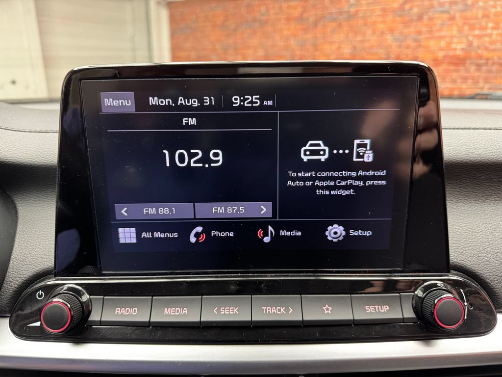 Used 2023 Kia Forte LXS w/ LXS Technology Package FWD image 20
