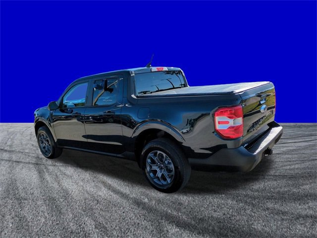 Certified 2022 Ford Maverick XLT image 3