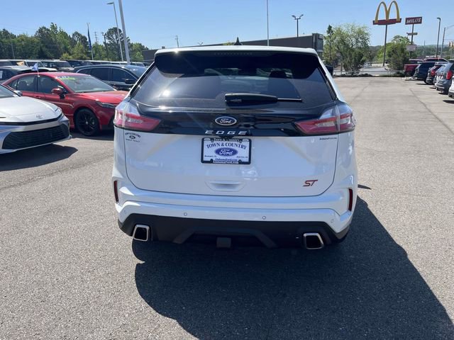 Certified 2022 Ford Edge ST w/ Equipment Group 401A AWD/4WD image 4