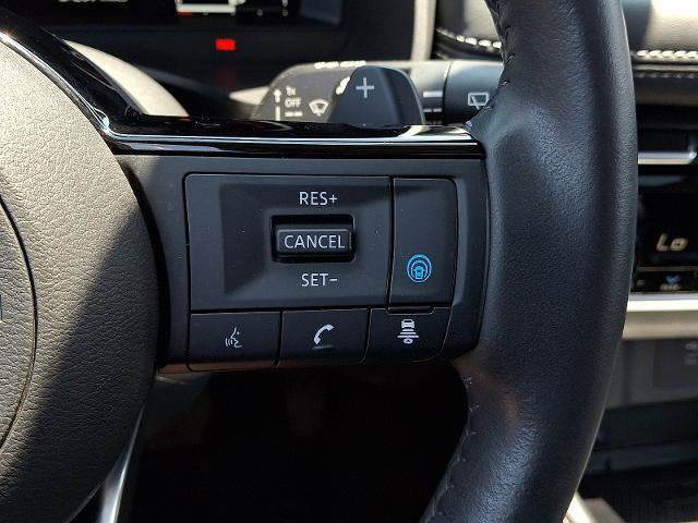 Used 2024 Nissan Rogue Platinum w/ Platinum Premium Package AWD/4WD image 22