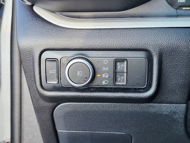 Certified 2023 Ford Explorer XLT w/ Equipment Group 202A image 26