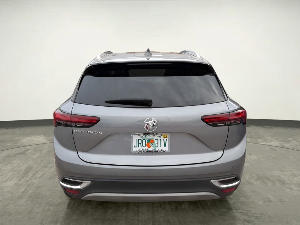 Used 2022 Buick Envision Essence w/ Technology Package I FWD image 4