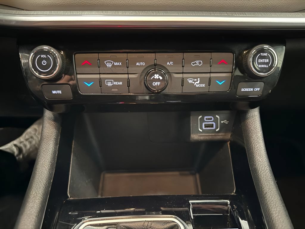 Used 2024 Jeep Compass Limited AWD/4WD image 22