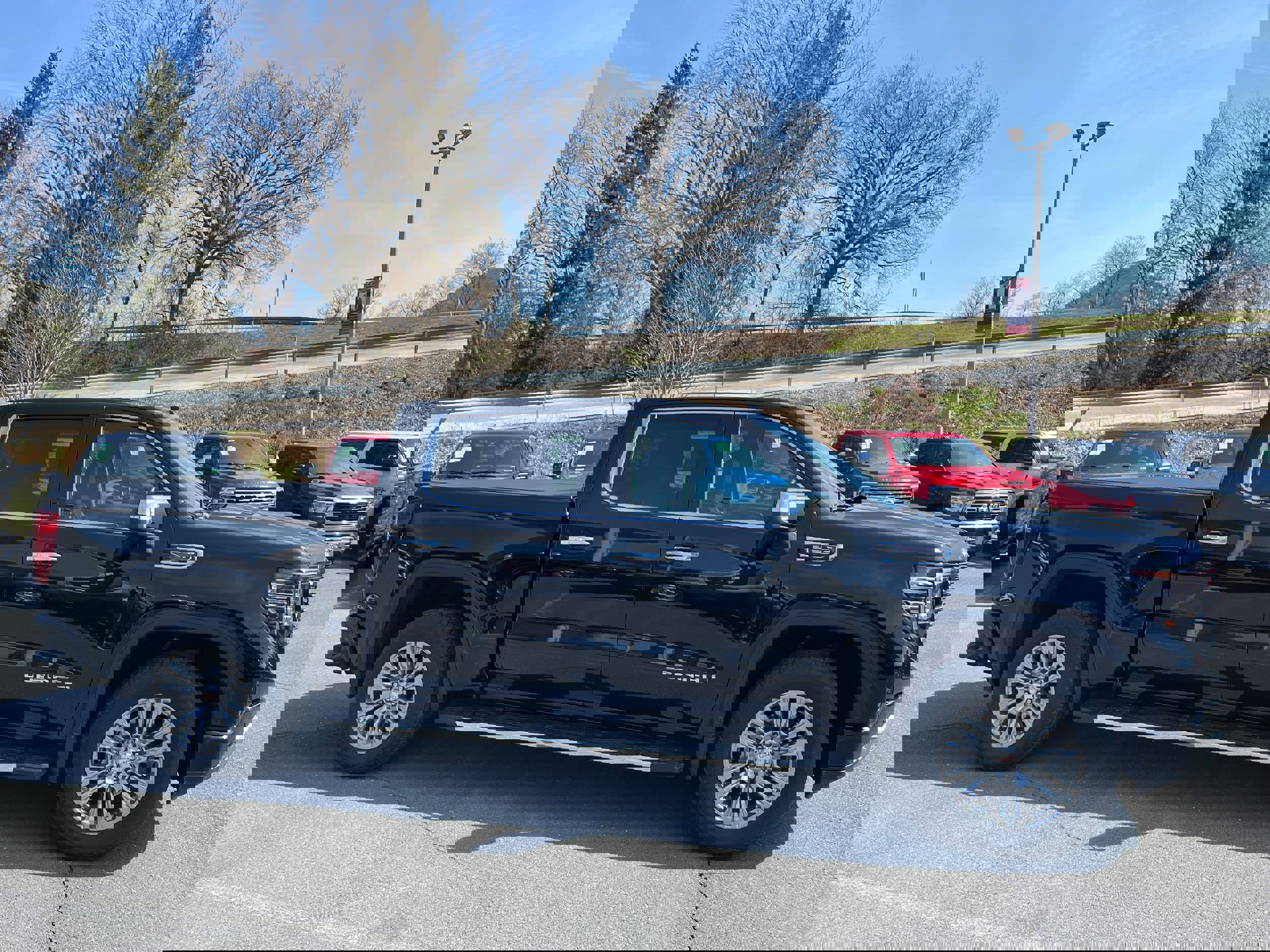 Used 2022 GMC Sierra 1500 Denali AWD/4WD image 5