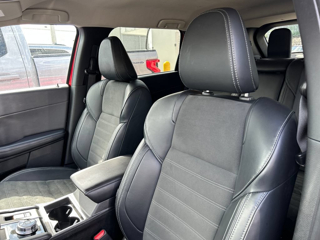 Used 2024 Mitsubishi Outlander SE AWD/4WD image 21