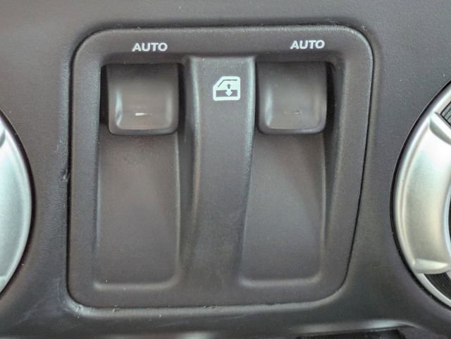 Used 2017 Jeep Wrangler Sahara w/ Quick Order Package 24E Chief AWD/4WD image 23