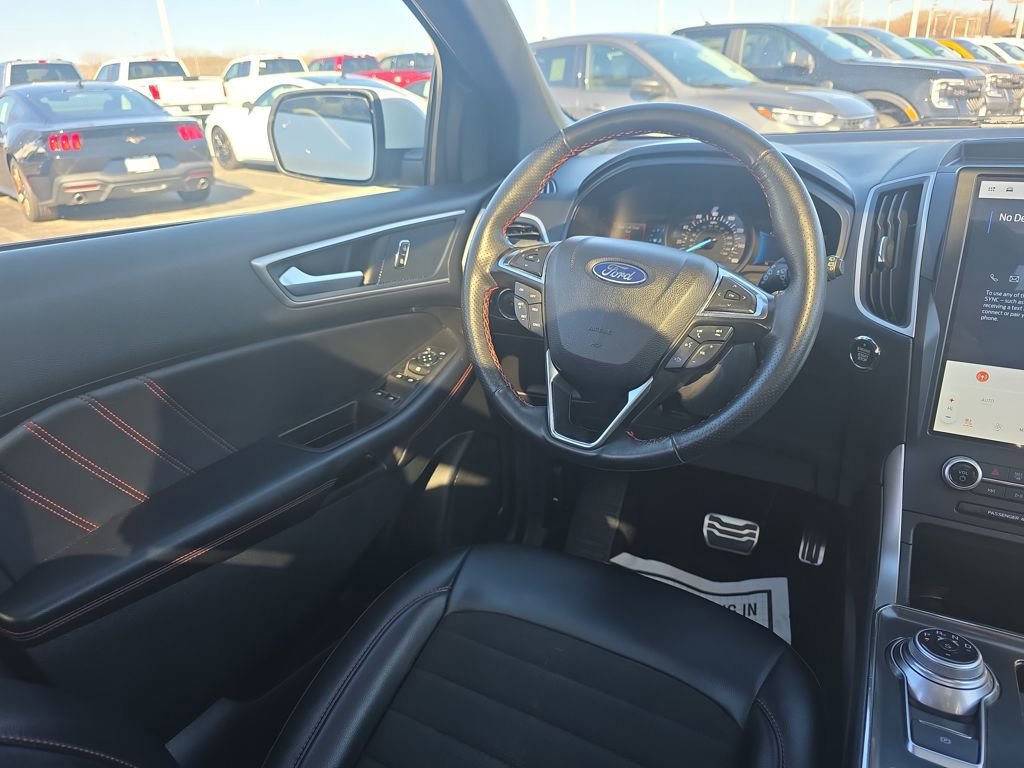 Certified 2024 Ford Edge ST-Line AWD/4WD image 23