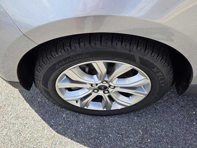Certified 2024 Ford Edge Titanium AWD/4WD image 18