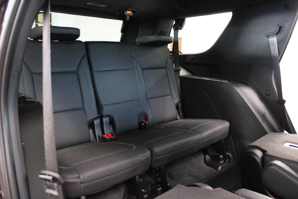 Used 2024 GMC Yukon Denali AWD/4WD image 44