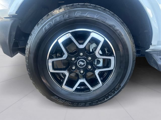 Certified 2025 Ford Bronco Outer Banks AWD/4WD image 9