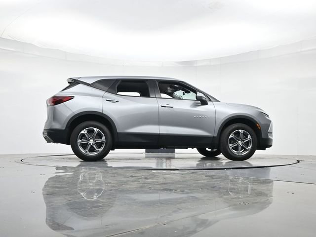 Used 2024 Chevrolet Blazer LT w/ LPO, Floor Liner Package FWD image 31