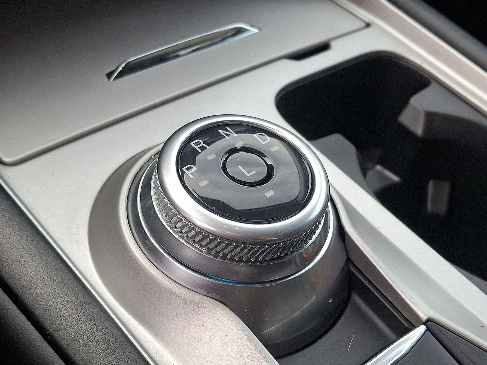 Certified 2022 Ford Explorer XLT w/ Class IV Trailer Tow Package image 14