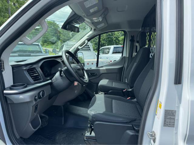 Certified 2025 Ford Transit 250 Low Roof w/ Exterior Upgrade Package RWD image 12