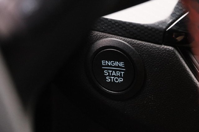 Certified 2025 Ford Escape ST-Line FWD image 14