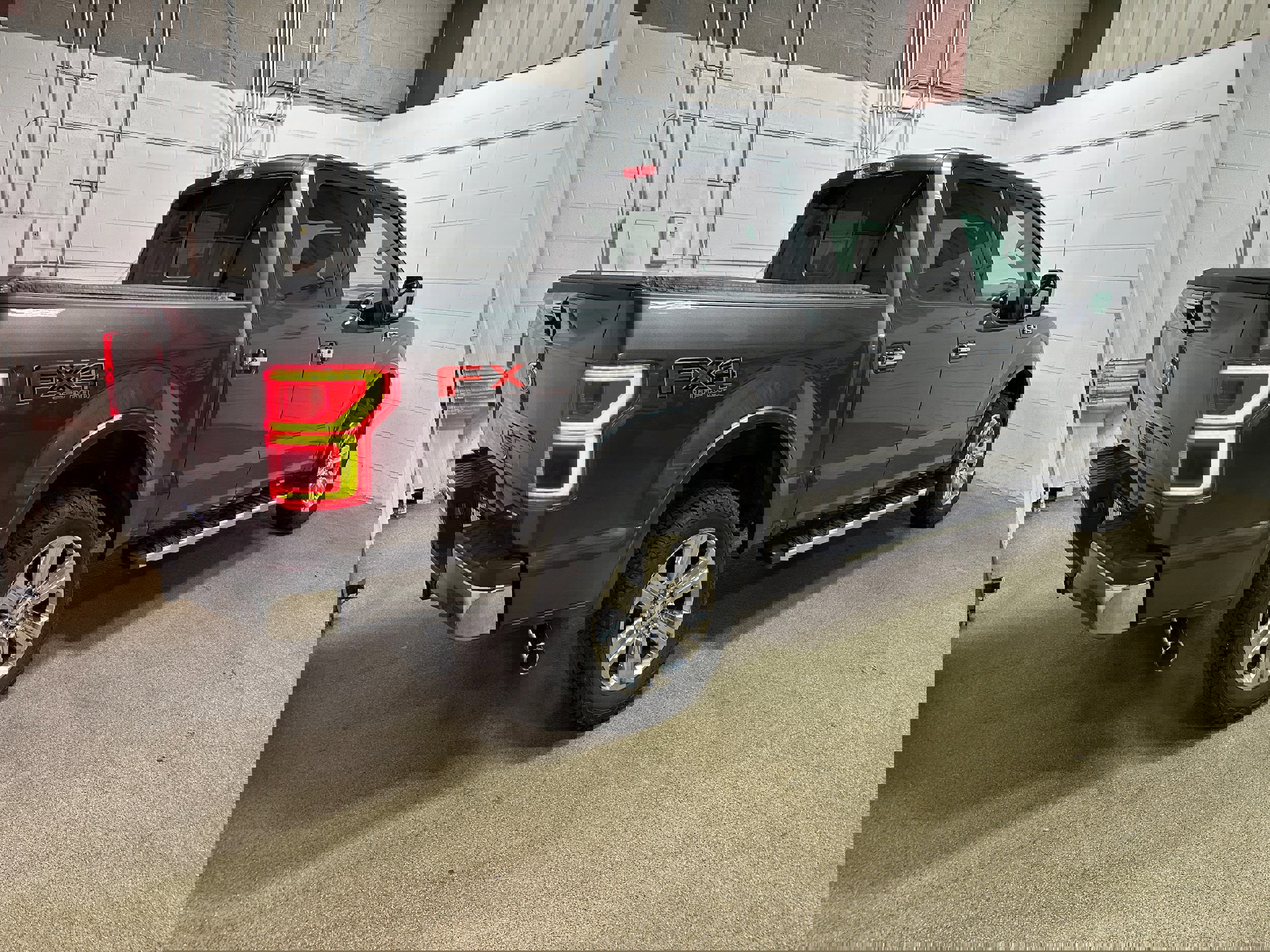 Certified 2020 Ford F150 Lariat w/ Equipment Group 502A Luxury image 3