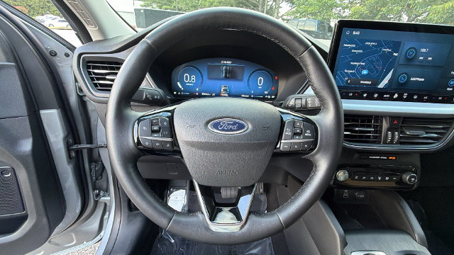 Certified 2024 Ford Escape Platinum AWD/4WD image 26