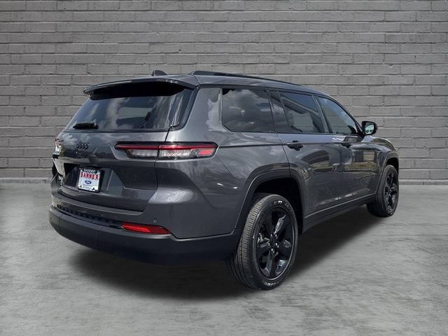 Used 2023 Jeep Grand Cherokee L Altitude AWD/4WD image 8