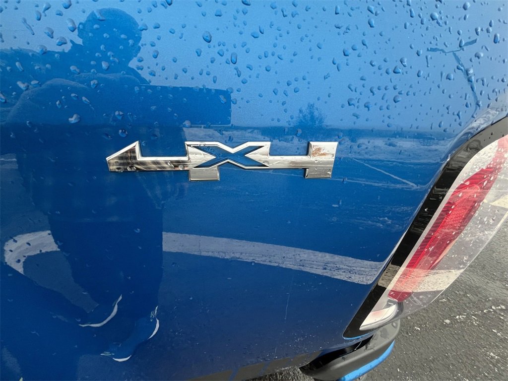 Used 2022 GMC Canyon Elevation w/ Elevation Premium Package image 11