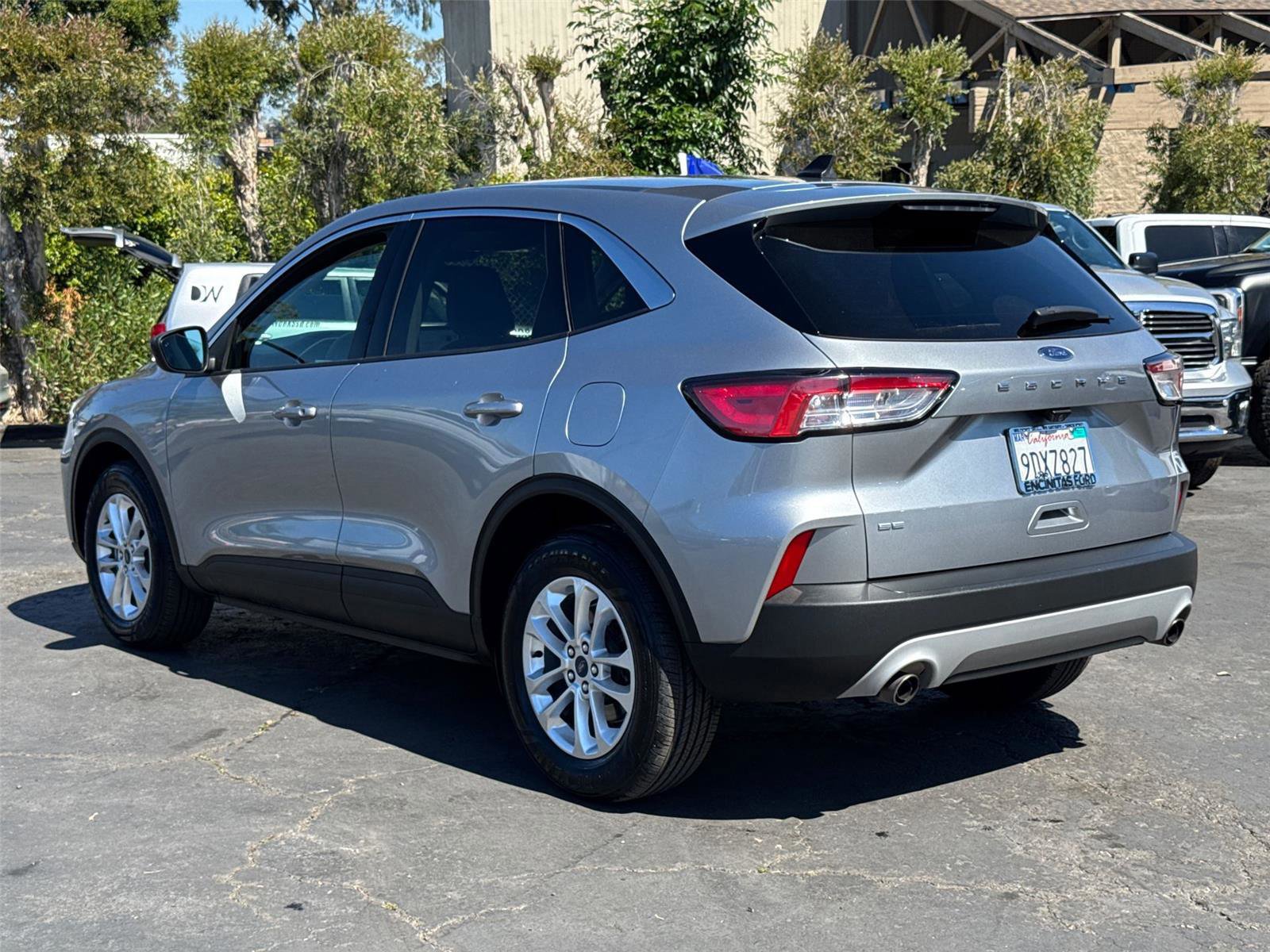 Certified 2022 Ford Escape SE image 6