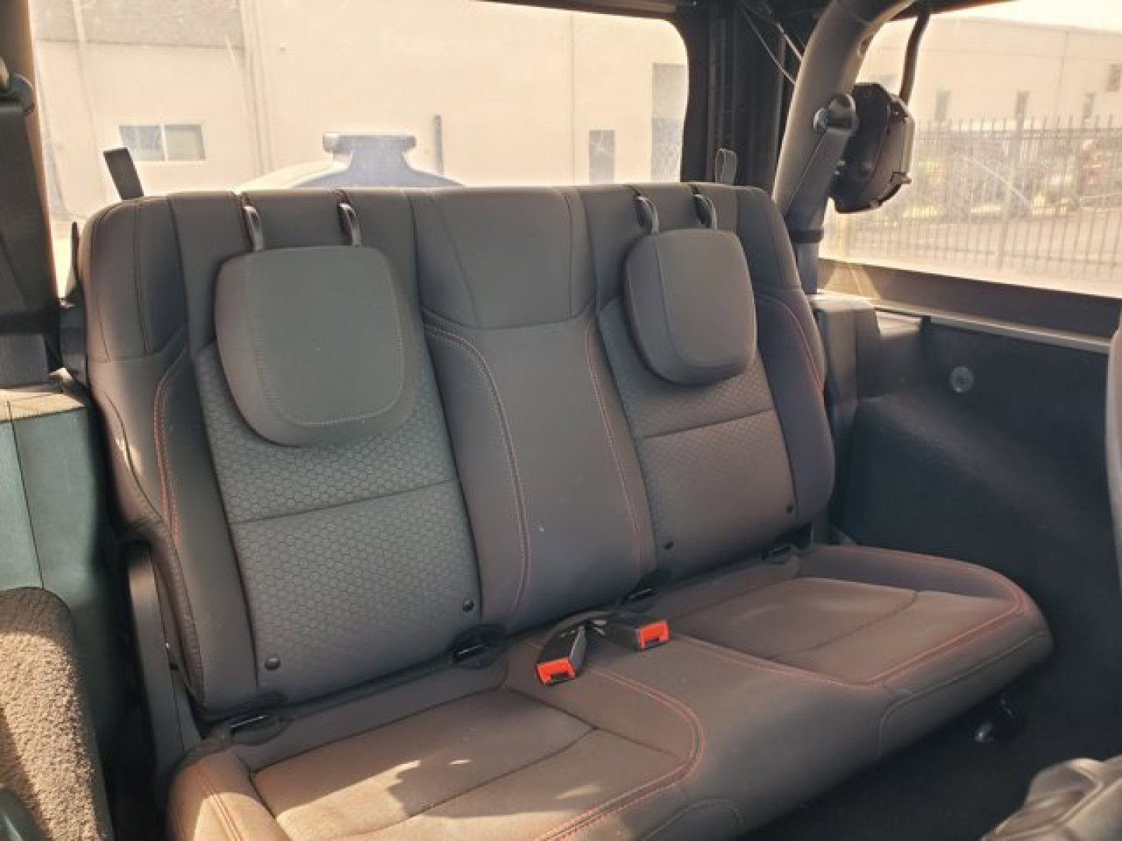 Used 2020 Jeep Wrangler Rubicon AWD/4WD image 25
