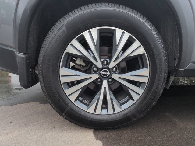 Used 2022 Nissan Rogue SV w/ SV Premium Package AWD/4WD image 12
