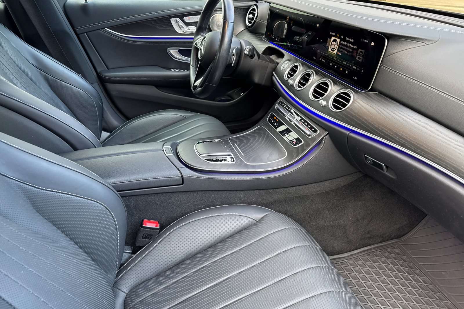 Used 2022 Mercedes-Benz E 450 4MATIC Sedan image 15