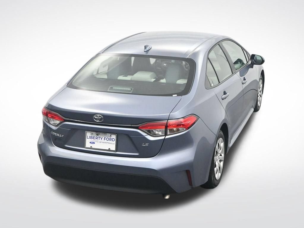 Used 2025 Toyota Corolla LE w/ Convenience Package FWD image 38
