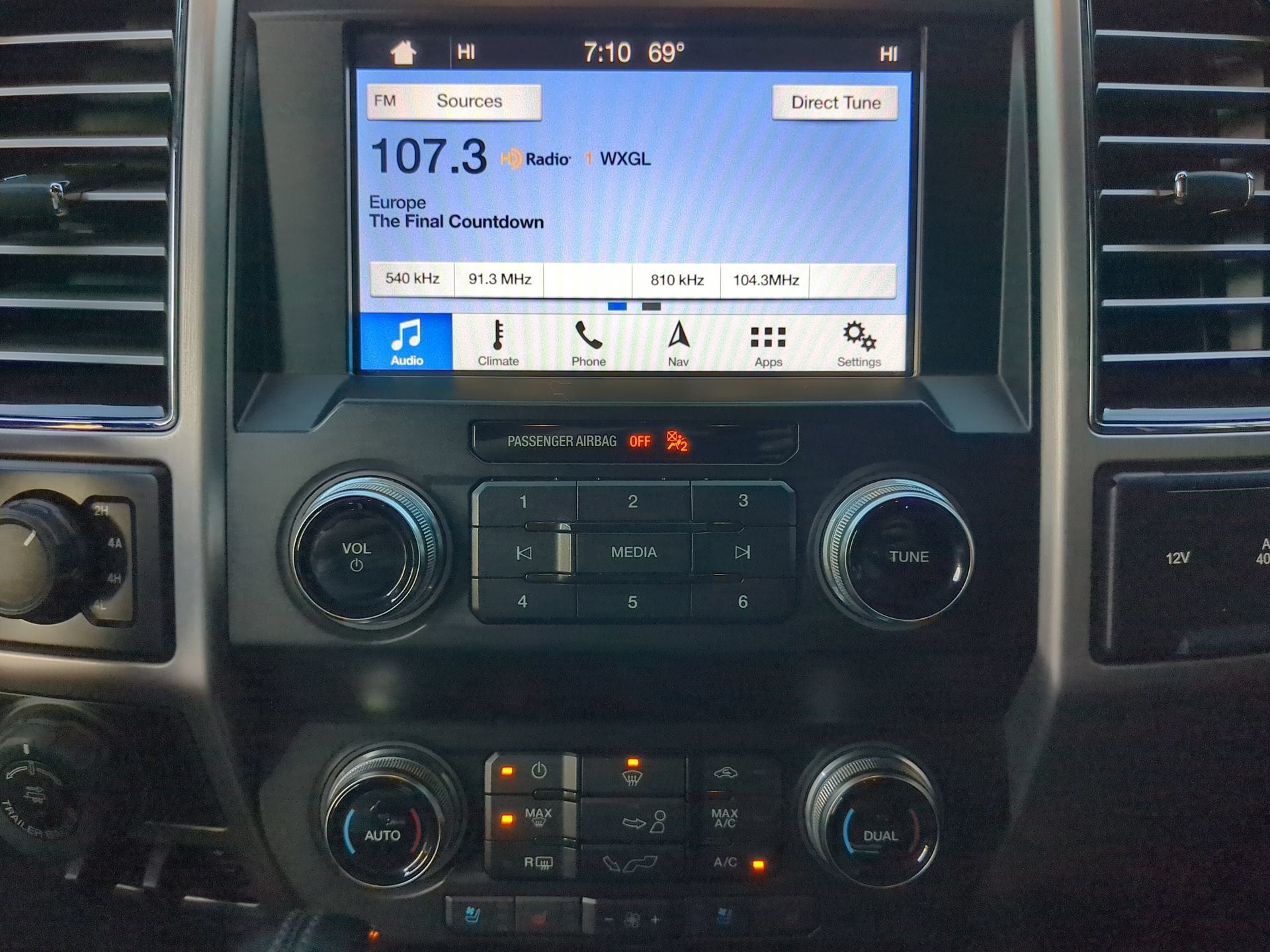 Certified 2019 Ford F150 Platinum AWD/4WD image 59