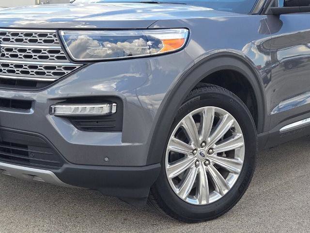 Certified 2021 Ford Explorer Limited w/ Equipment Group 301A image 3