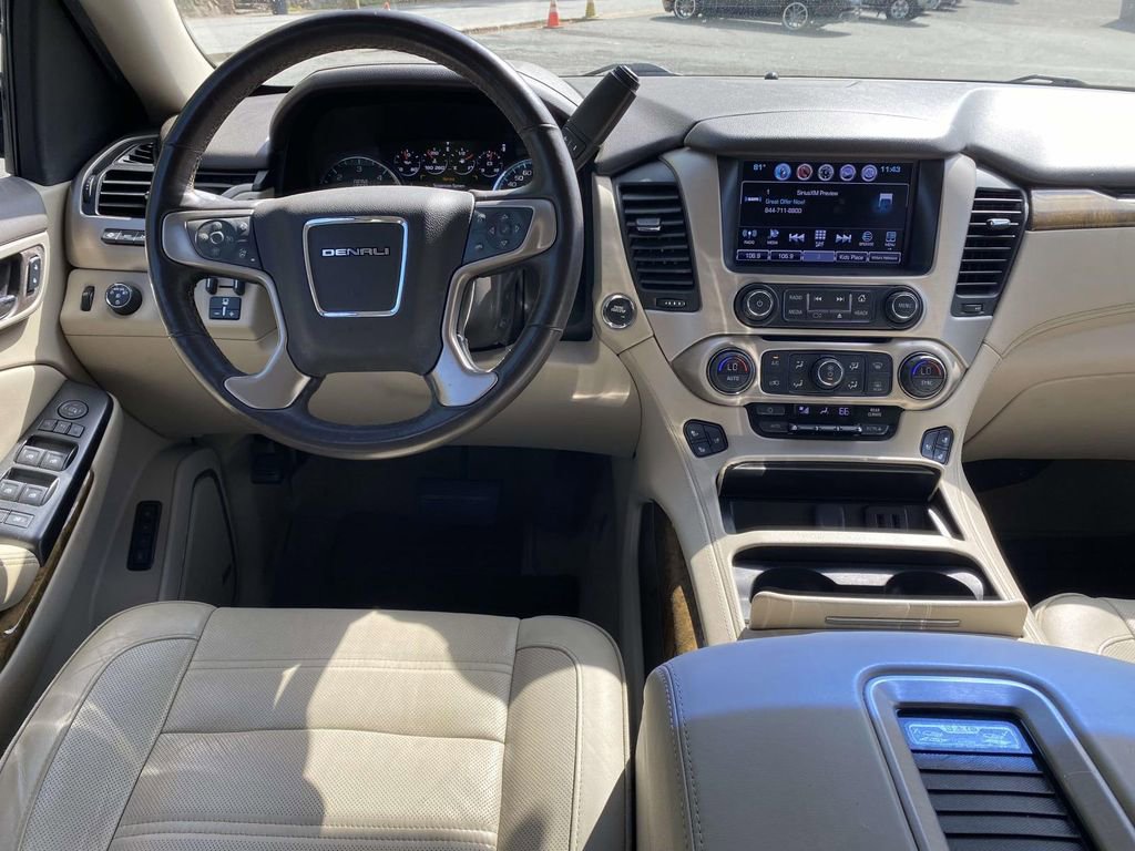 Used 2017 GMC Yukon XL Denali w/ Open Road Package AWD/4WD image 9