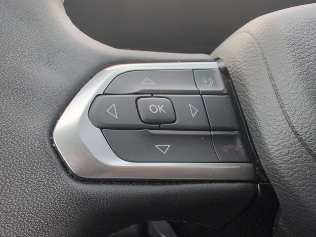 Used 2025 Jeep Compass Trailhawk AWD/4WD image 21