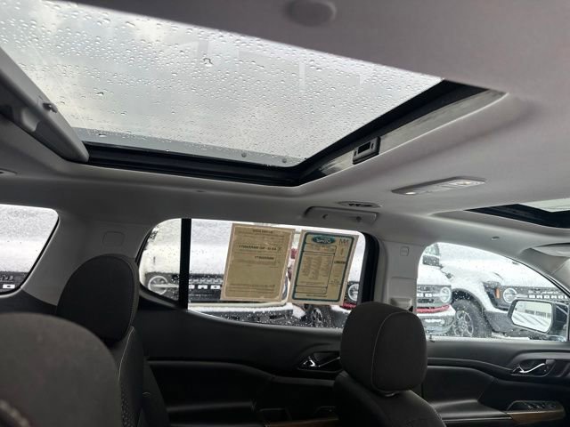 Used 2022 GMC Acadia SLE w/ Driver Convenience Package image 30