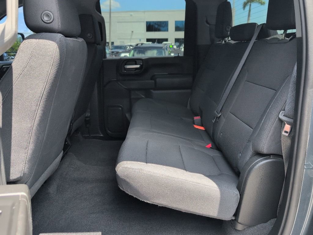 Used 2020 Chevrolet Silverado 2500 Custom w/ Custom Value Package AWD/4WD image 10