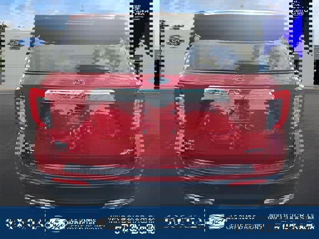 Certified 2022 Ford Explorer XLT w/ Equipment Group 202A image 4