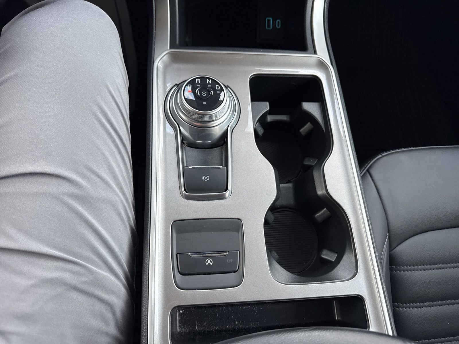 Certified 2024 Ford Edge SEL w/ Convenience Package image 33