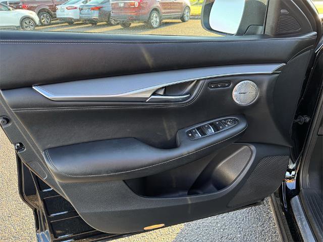 Used 2023 INFINITI QX55 Essential image 13