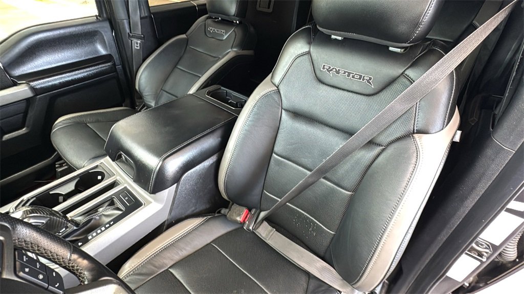 Certified 2017 Ford F150 Raptor image 22
