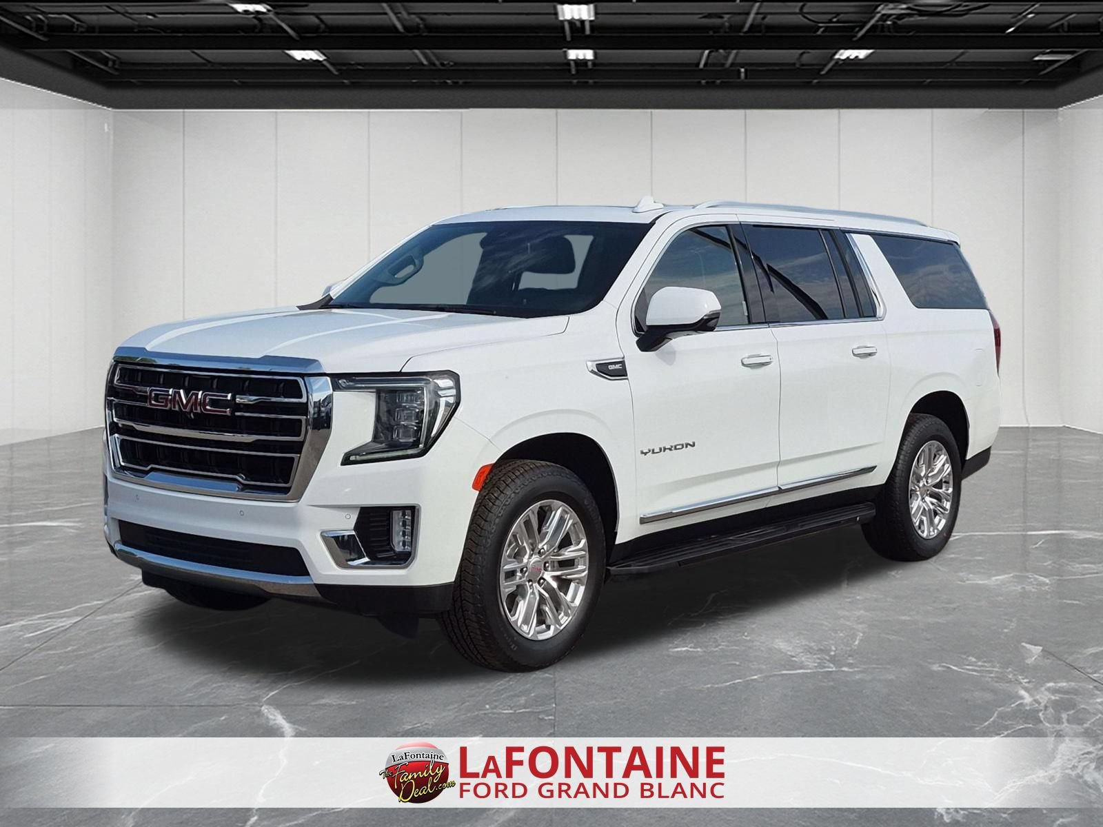 Used 2024 GMC Yukon XL SLT w/ SLT Luxury Package AWD/4WD image 1