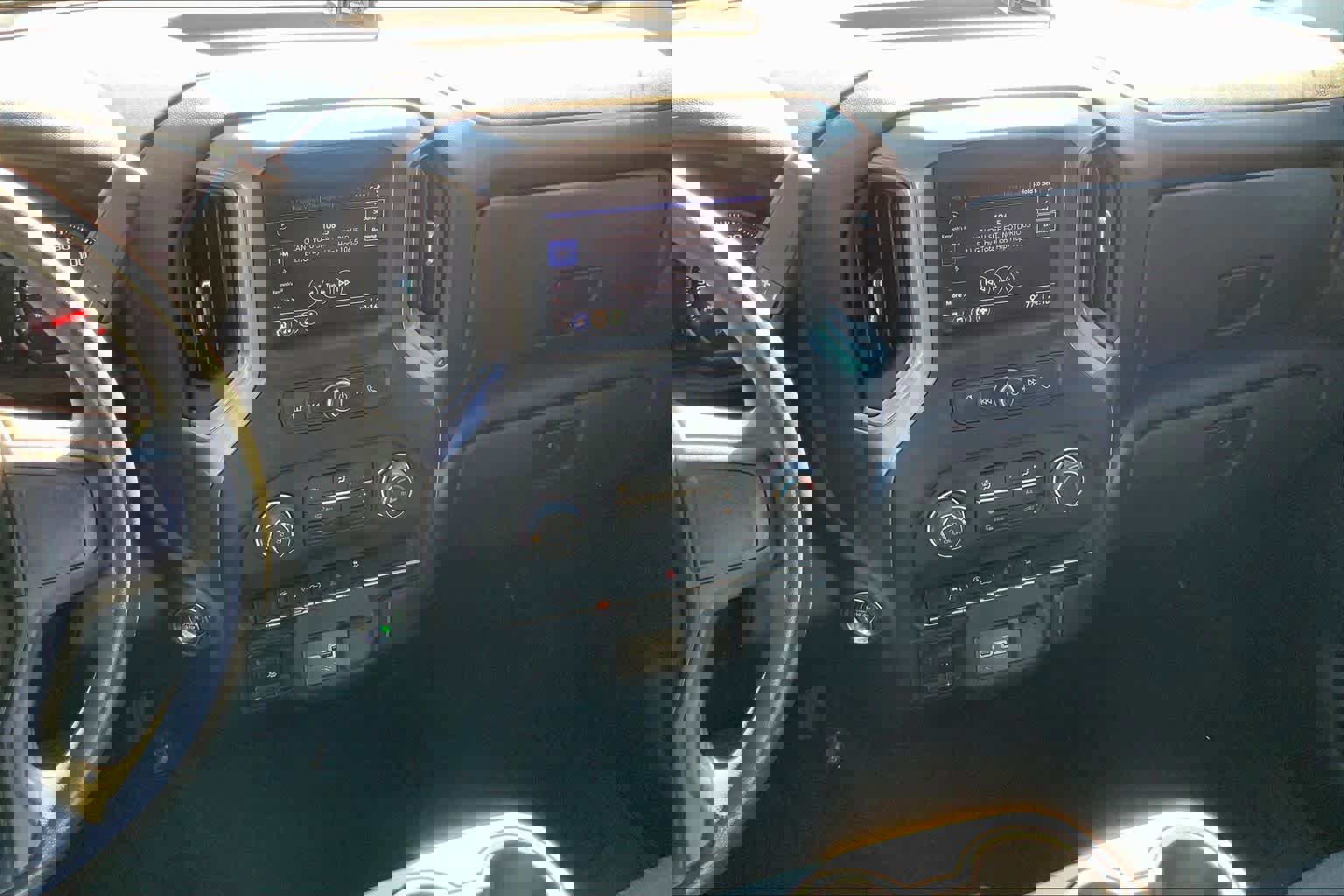 Used 2023 Chevrolet Silverado 1500 Custom image 8