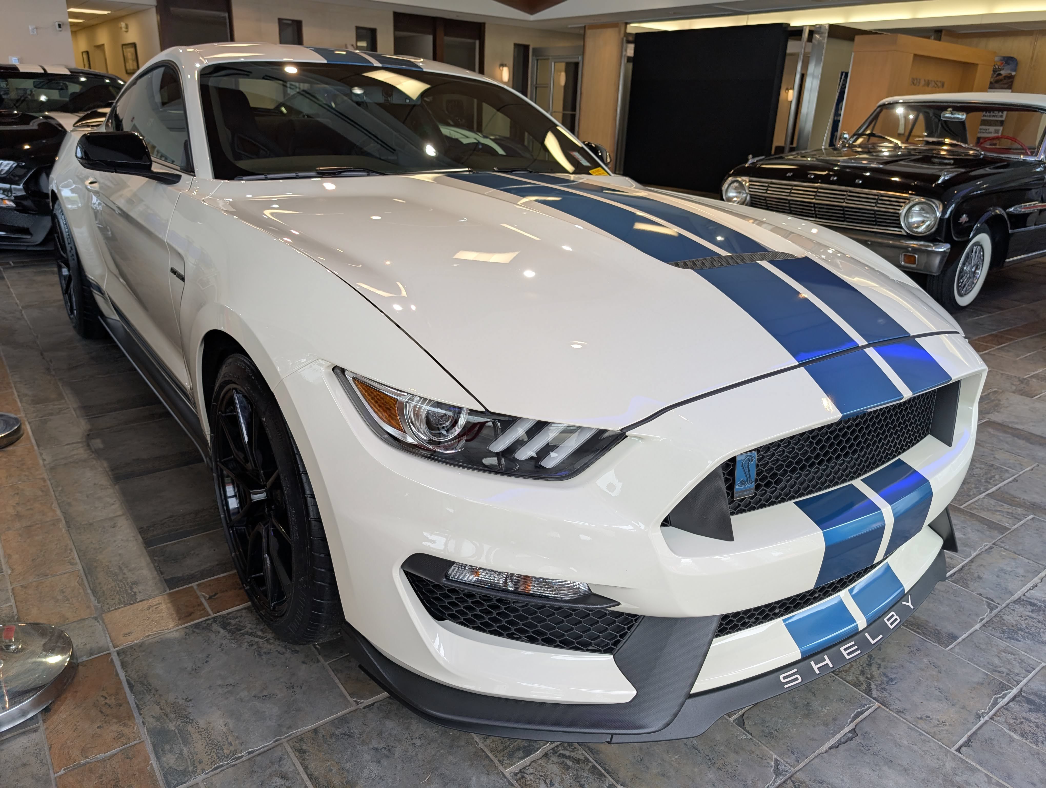 Certified 2020 Ford Mustang Shelby GT350 w/ Technology Package RWD image 6