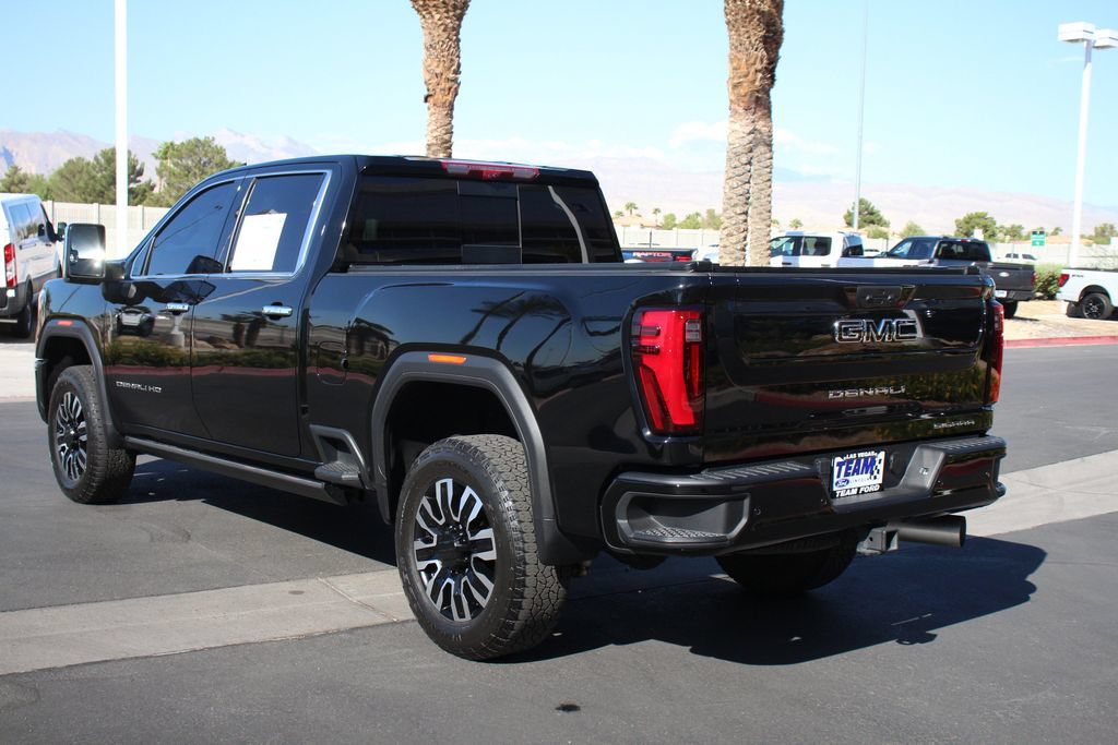 Used 2025 GMC Sierra 3500 Denali Ultimate AWD/4WD image 5