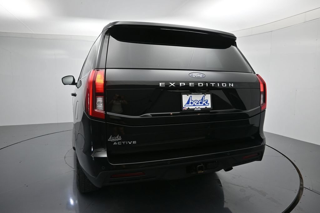 Certified 2025 Ford Expedition Active AWD/4WD image 24