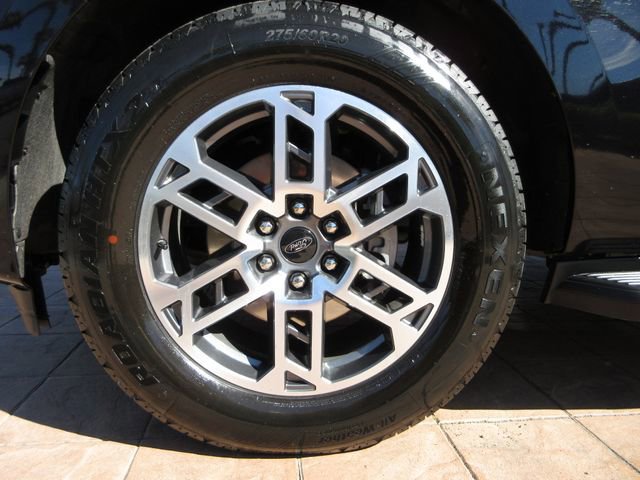 Certified 2025 Ford Expedition Active image 9