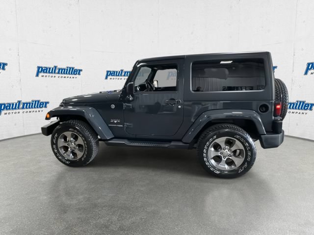 Used 2018 Jeep Wrangler Sahara w/ Connectivity Group AWD/4WD image 7