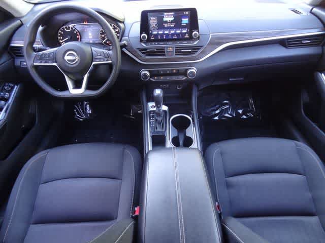 Used 2023 Nissan Altima 2.5 SV FWD image 10