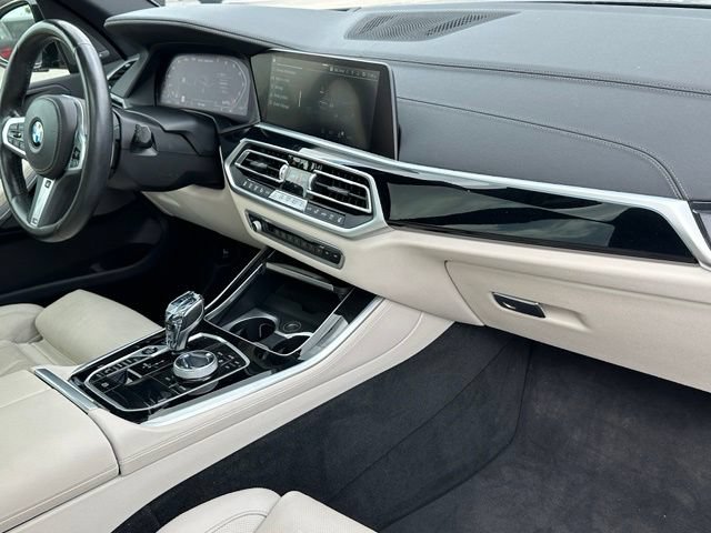 Used 2022 BMW X5 M50i AWD/4WD image 12