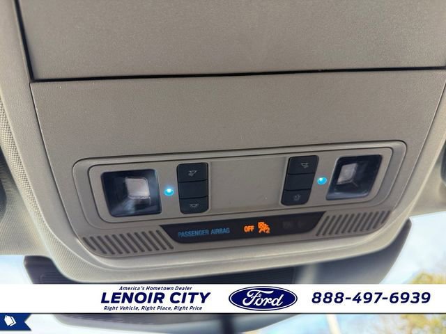 Certified 2022 Ford Explorer XLT w/ Equipment Group 202A image 17