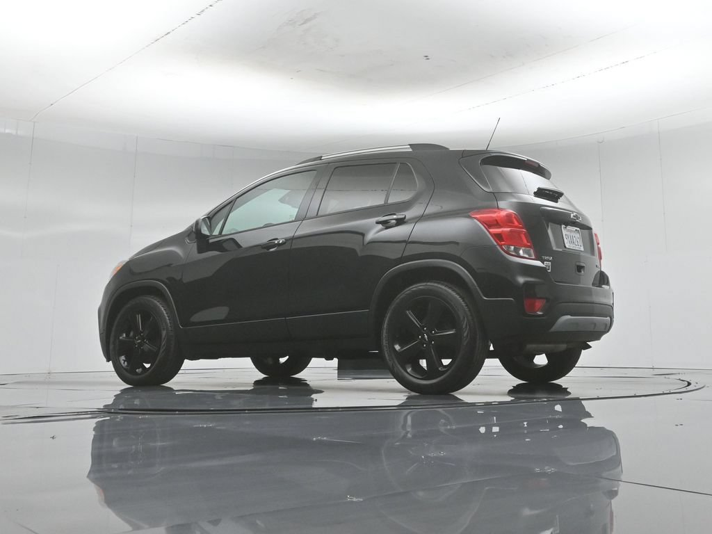 Used 2018 Chevrolet Trax Premier w/ Midnight Edition FWD image 54